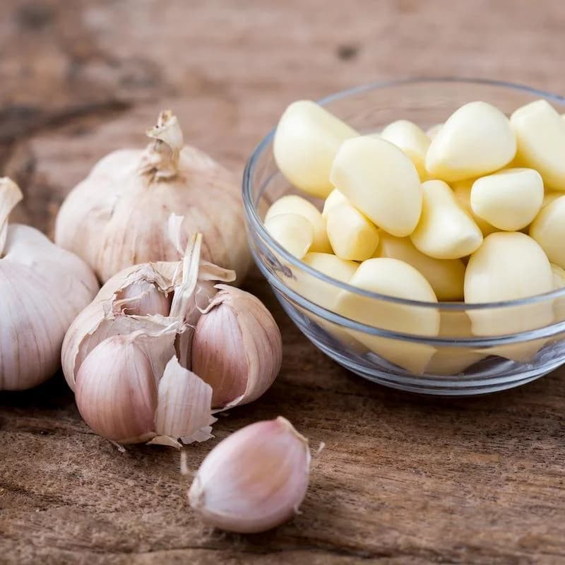 Fresh Garlic vs Peeled Garlic: Which Is Better for Restaurants and Commercial Kitchens?